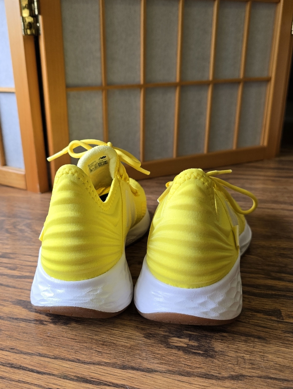 New Balance Fresh Foam ROAV Training Shoes NWT - Women's Size 6 - Picture 5 of 10